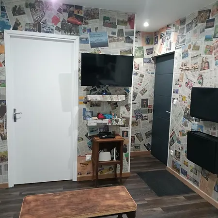 Petite Maison Atypique Hébergement de vacances *