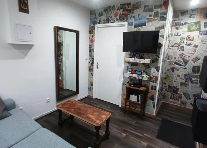 Vakantiehuis Petite Maison Atypique Saint-Remy-en-Bouzemont-Saint-Genest-et-Isson